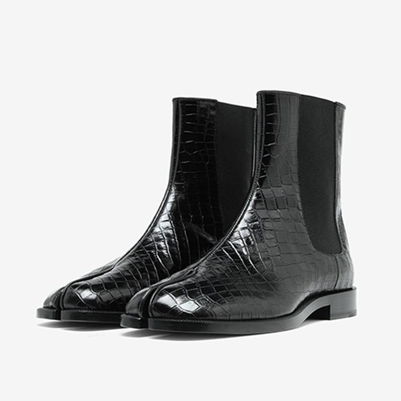 Contemporary Split-Toe Boots – ARNOHERITAGE